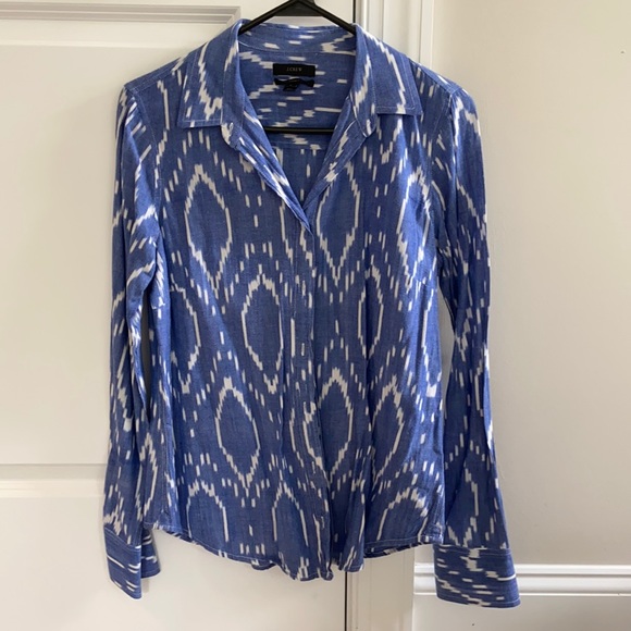 Tops - JCrew Perfect Button Down Shirt